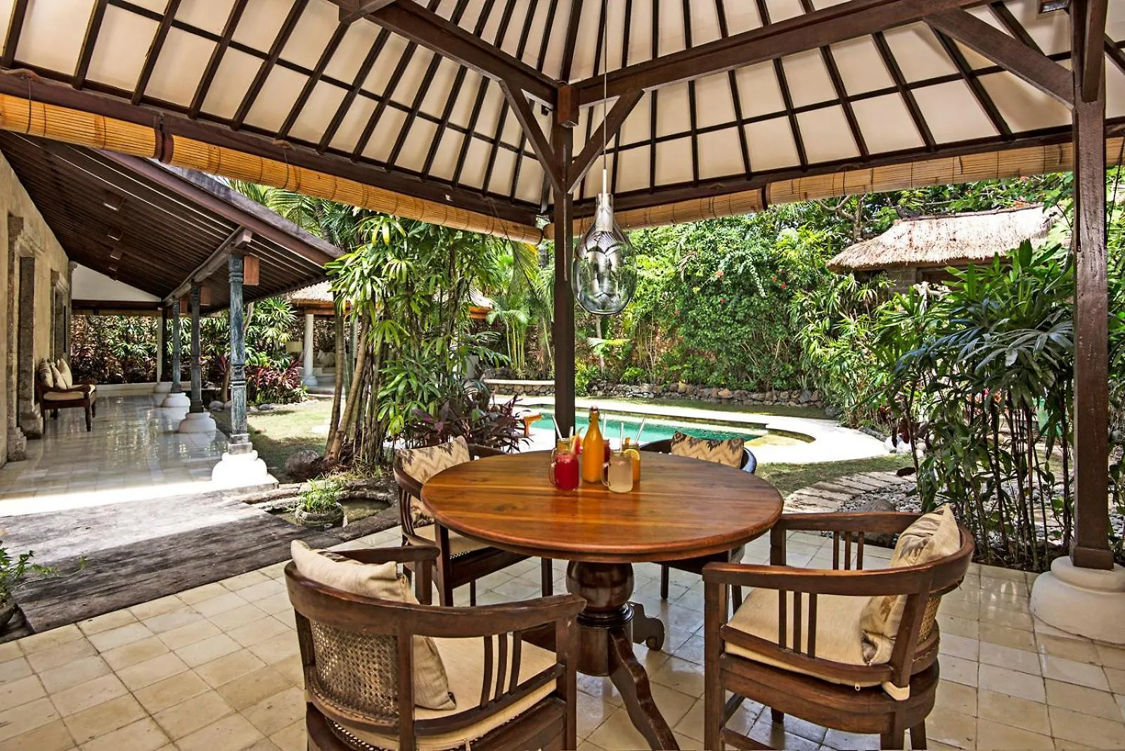 Villa Kubu Seminyak